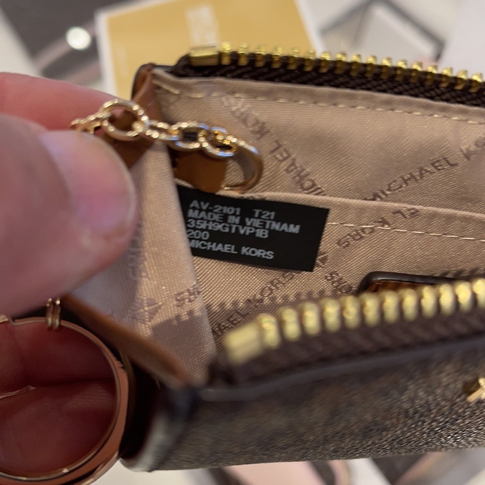Michael Kors Jet Set Travel Small Leather Top Zip Coin Pouch With ID - Picture 13 of 13